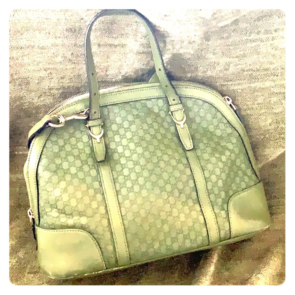Authentic Gucci embossed Microguccissima bag-green